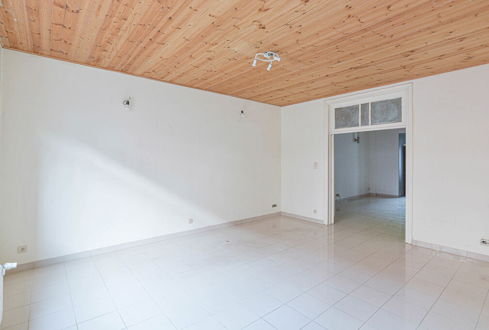 Apartment block for sale in Auderghem