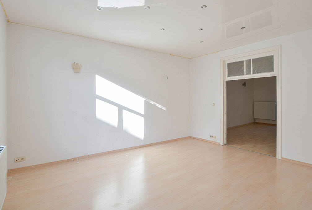 Appartementsgebouw te koop in Auderghem