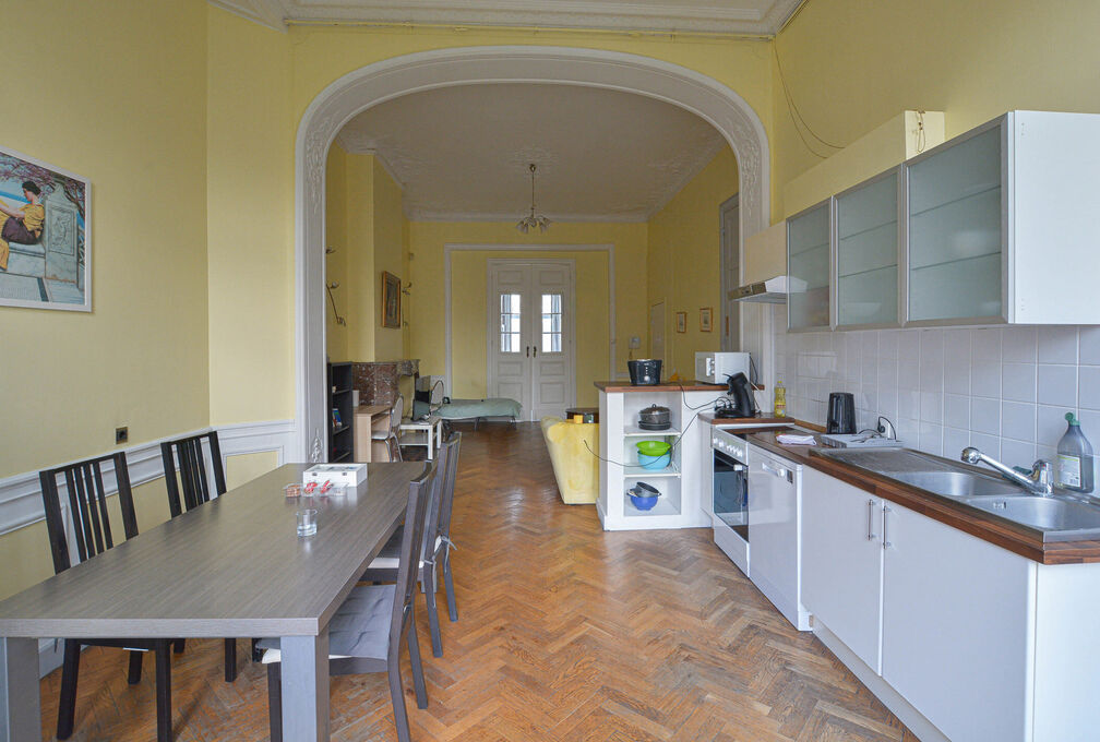 Appartementsgebouw te koop in Etterbeek