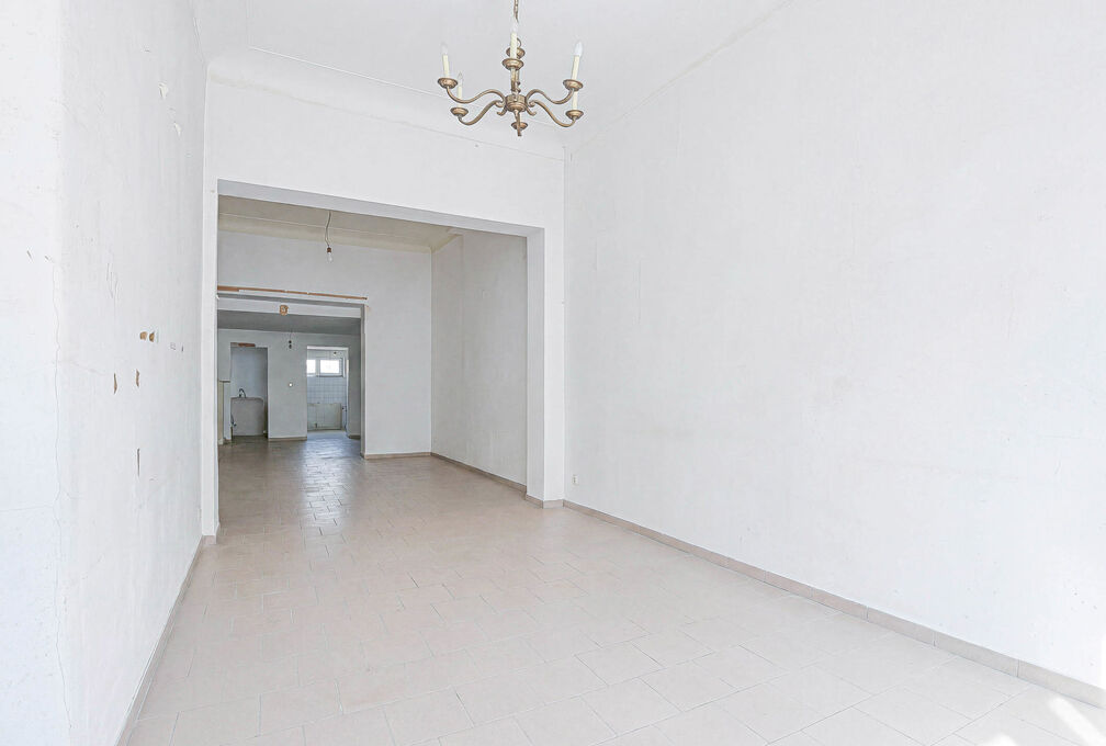 Appartementsgebouw te koop in Schaerbeek