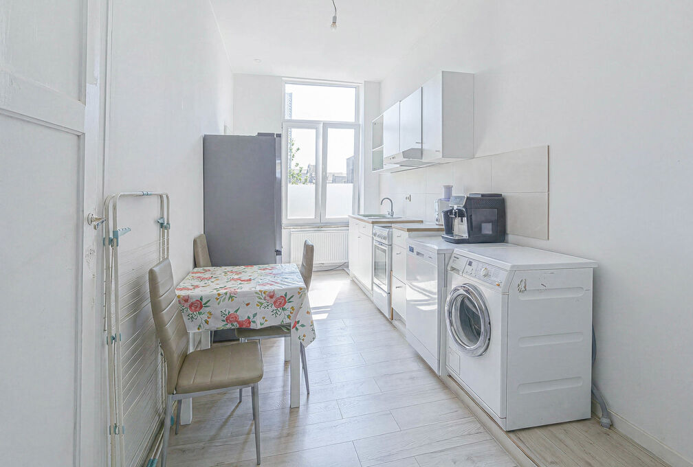 Appartementsgebouw te koop in Schaerbeek