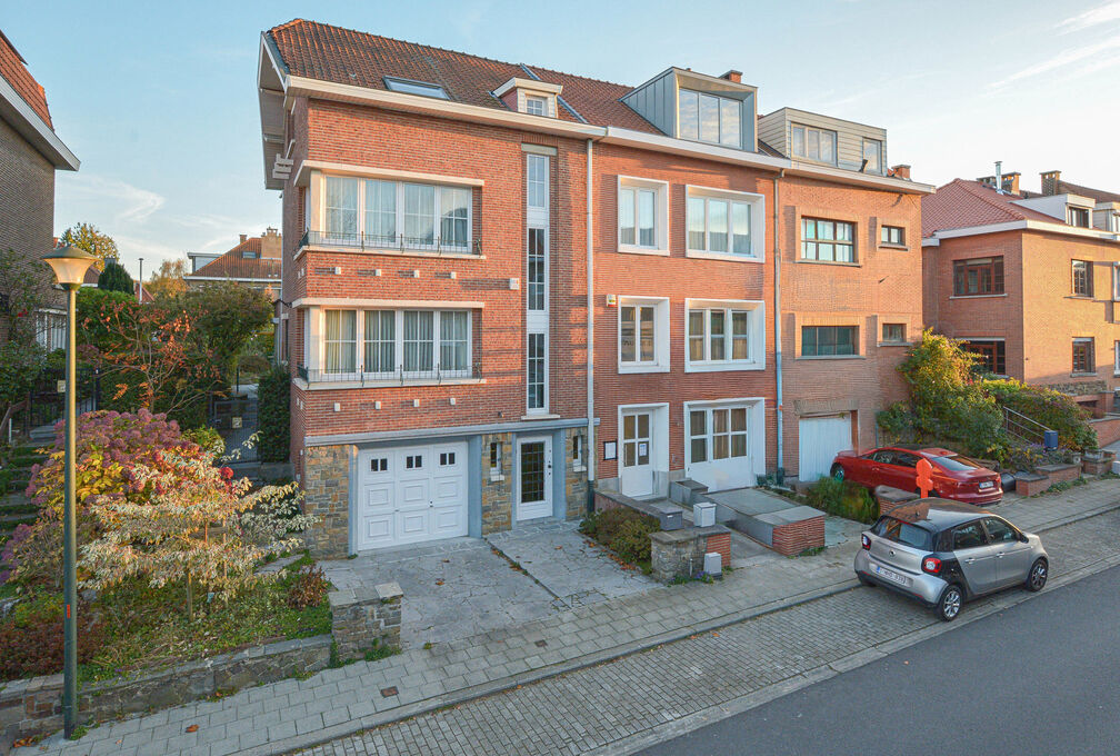 Bel-étage à vendre à Sint-Pieters-Woluwe