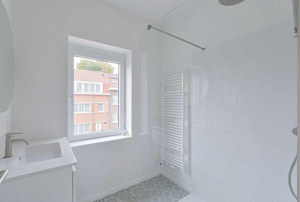 Bel-etage for rent in Woluwe-Saint-Pierre