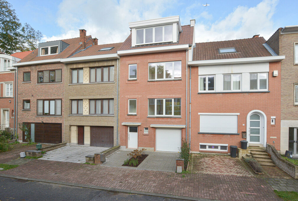 Bel-etage for rent in Woluwe-Saint-Pierre
