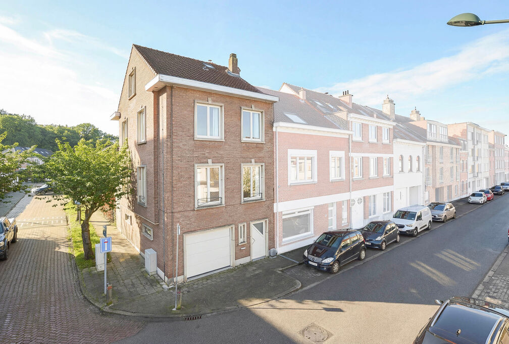 Bel-etage te koop in Sint-Pieters-Woluwe