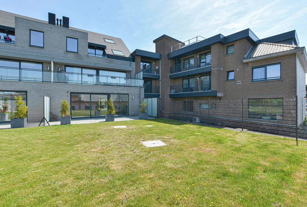 Commercial groundfloor for rent in Wezembeek-Oppem