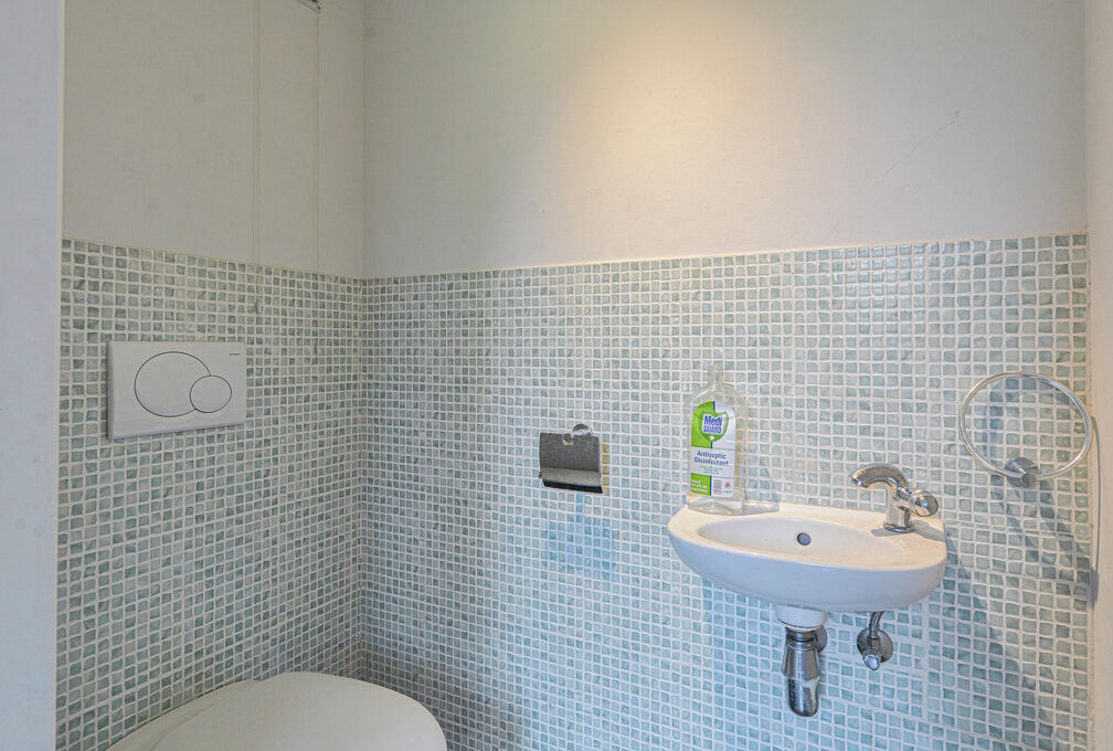 Commercial groundfloor for rent in Woluwe-Saint-Pierre