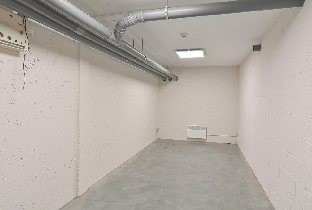 Commercieel gelijkvloers te huur in Kraainem