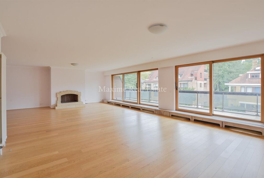 Exceptional apartment for rent in Sint-Pieters-Woluwe