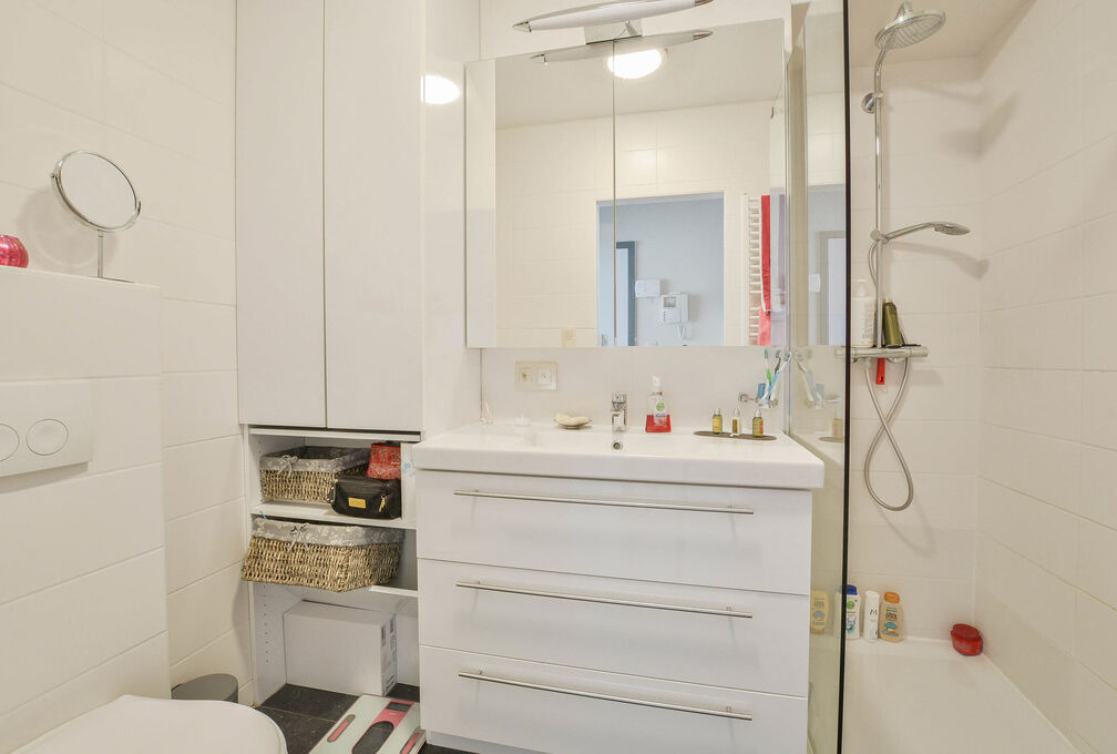 Gelijkvloerse verd. + tuin te huur in Wezembeek-Oppem
