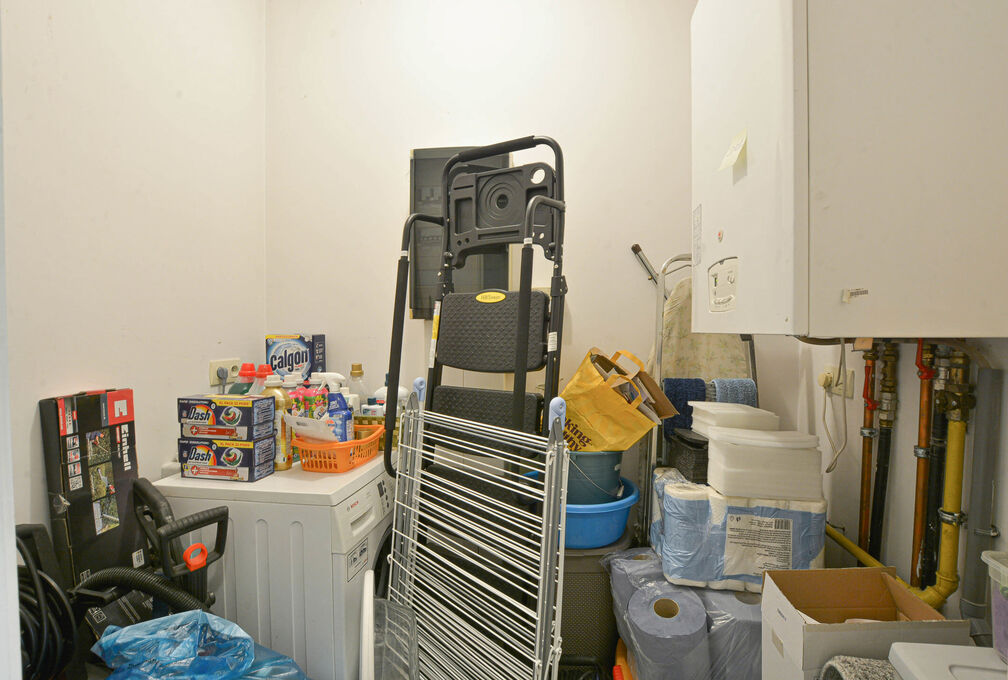 Gelijkvloerse verd. + tuin te koop in Elsene
