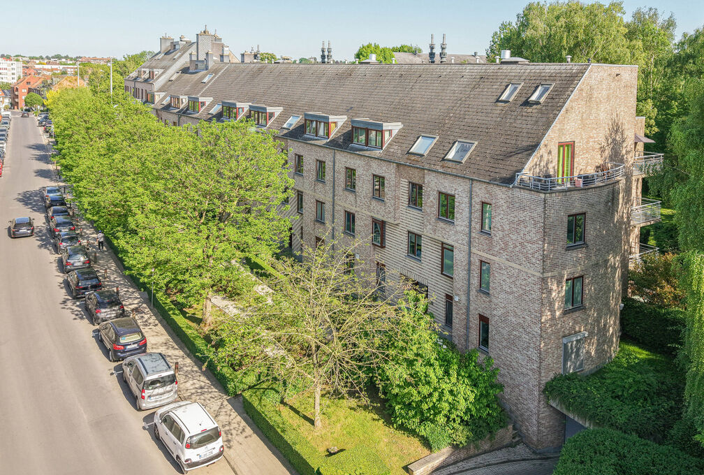 Gelijkvloerse verd. + tuin te koop in Woluwe-Saint-Pierre