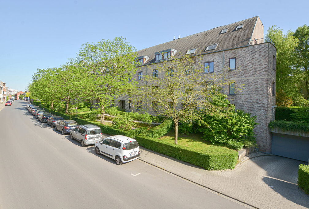 Gelijkvloerse verd. + tuin te koop in Woluwe-Saint-Pierre