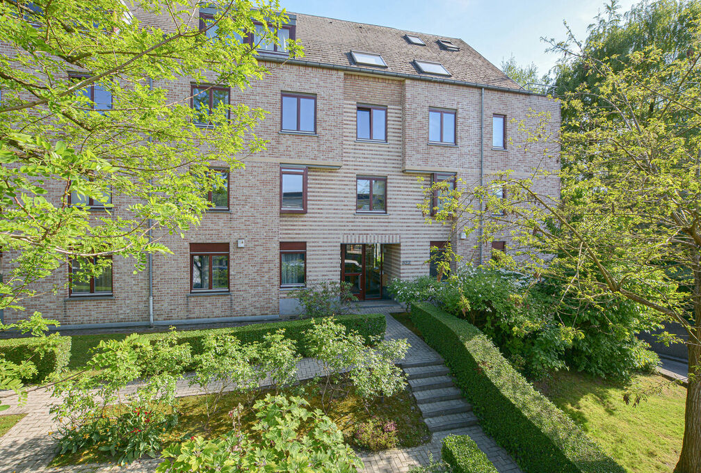 Gelijkvloerse verd. + tuin te koop in Woluwe-Saint-Pierre