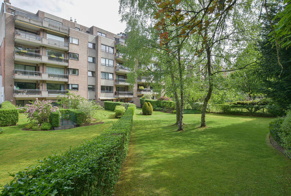 Gelijkvloerse verd. + tuin te koop in Woluwe-Saint-Pierre