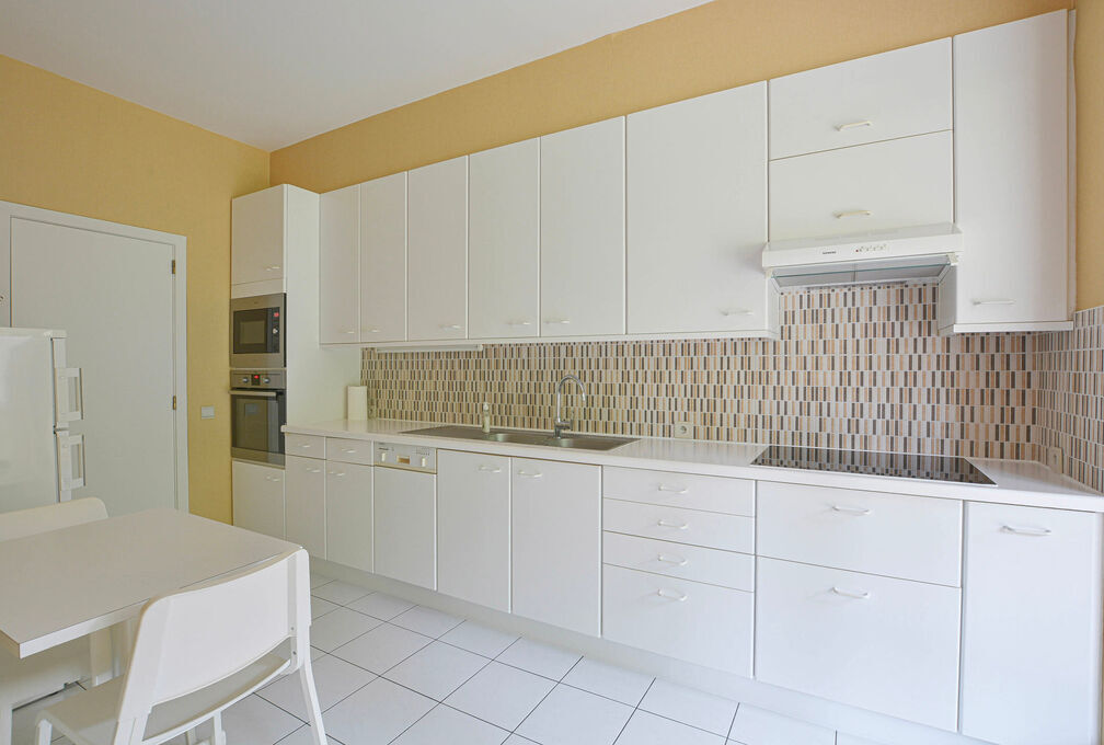Gelijkvloerse verd. + tuin te koop in Woluwe-Saint-Pierre