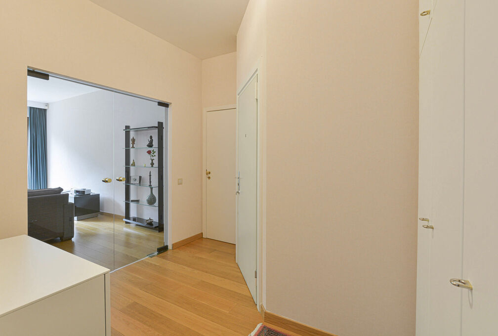 Gelijkvloerse verd. + tuin te koop in Woluwe-Saint-Pierre