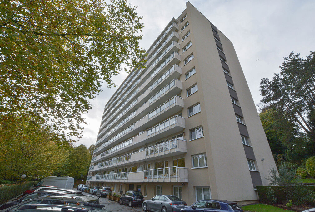 Gelijkvloerse verdieping te koop in Watermael-Boitsfort