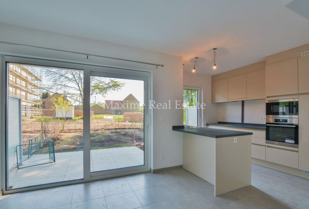 Ground floor for rent in Wezembeek-Oppem