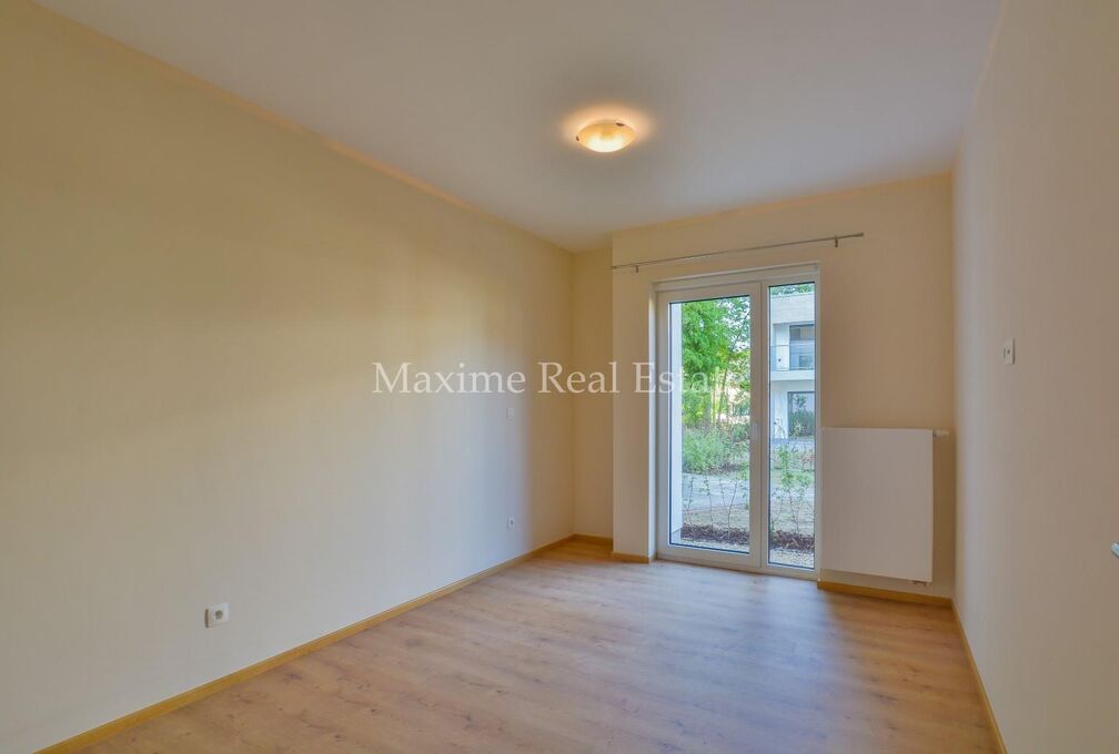 Ground floor for rent in Wezembeek-Oppem
