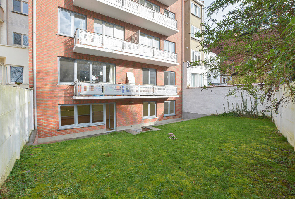 Ground floor for rent in Woluwe-Saint-Lambert