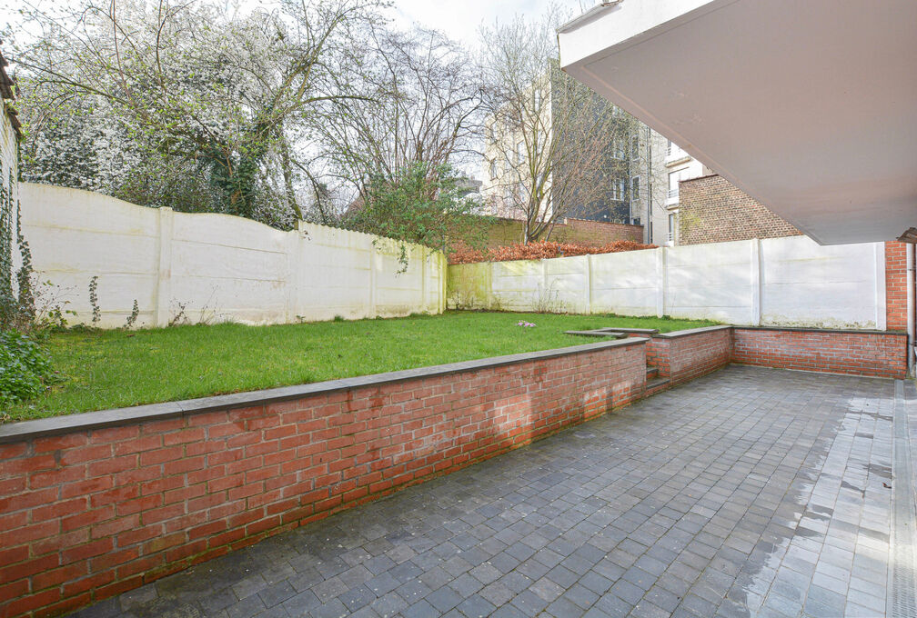 Ground floor for rent in Woluwe-Saint-Lambert