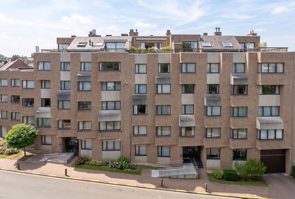 Ground floor with garden for sale in Woluwe-Saint-Pierre