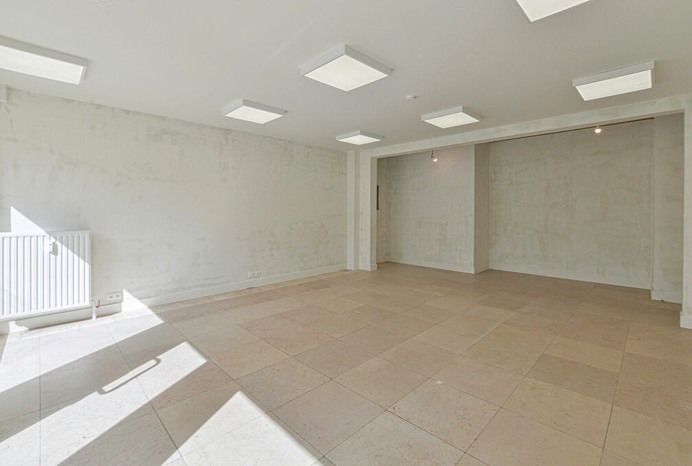 Individual shop for rent in Woluwe-Saint-Lambert