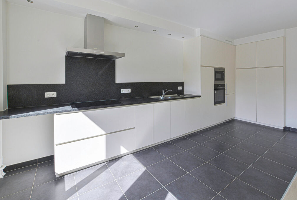 Individual shop for rent in Woluwe-Saint-Lambert