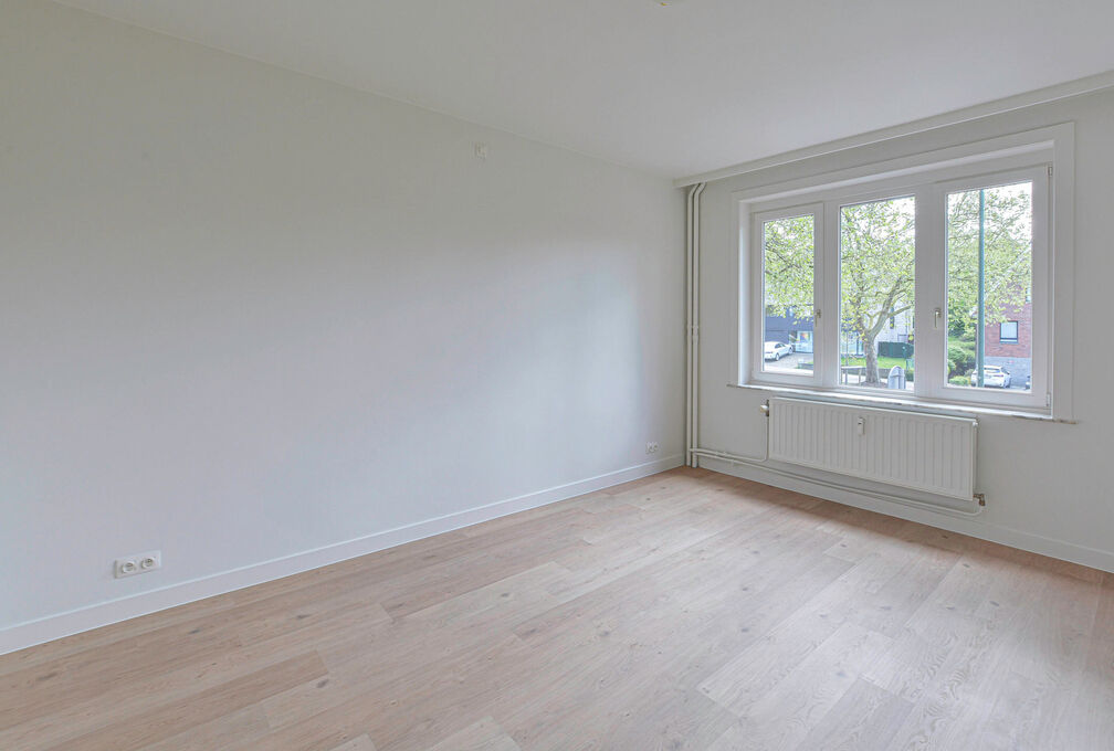 Individual shop for rent in Woluwe-Saint-Lambert