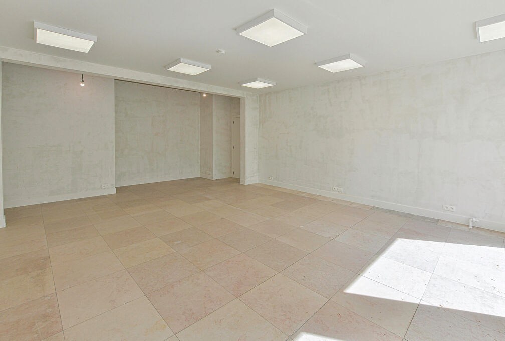 Individual shop for rent in Woluwe-Saint-Lambert