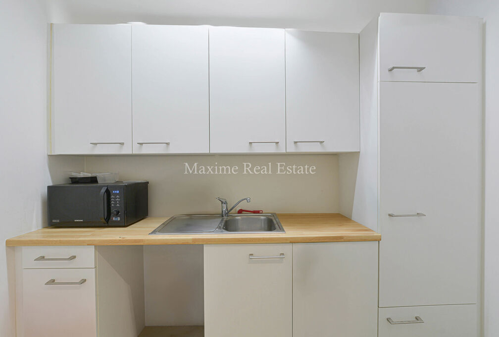 Rez commercial à vendre à Sint-Pieters-Woluwe