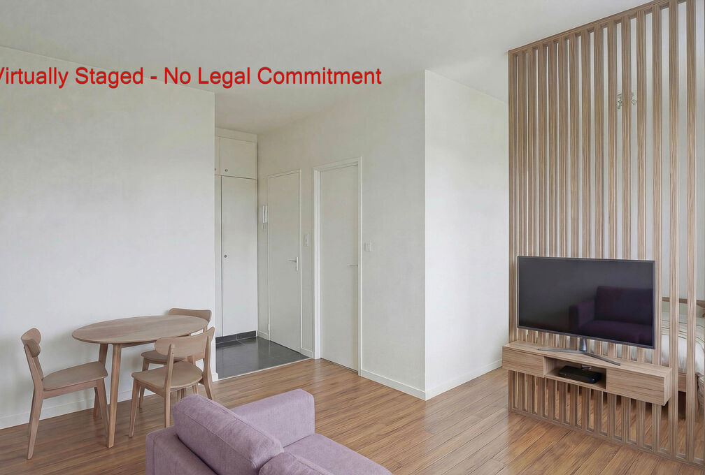 Maxime Real Estate stelt u een goed onderhouden studio voor.

Gelegen tussen het Fallon-stadion/Stokkel en nabij openbaar vervoer, scholen, winkels,...

Deze mooie studio +/-33m&sup2; (volgens EPC) is gelegen op de 7e en laatste verdieping en is samengesteld 