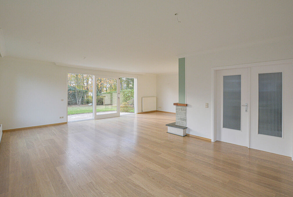 Villa for rent in Wezembeek-Oppem