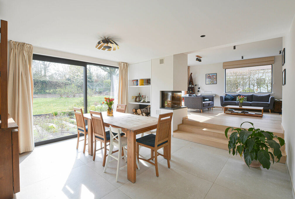 Villa for rent in Wezembeek-Oppem