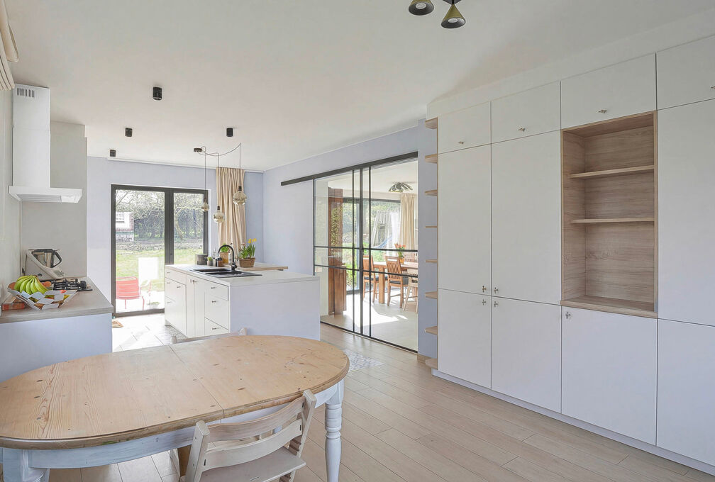 Villa for rent in Wezembeek-Oppem