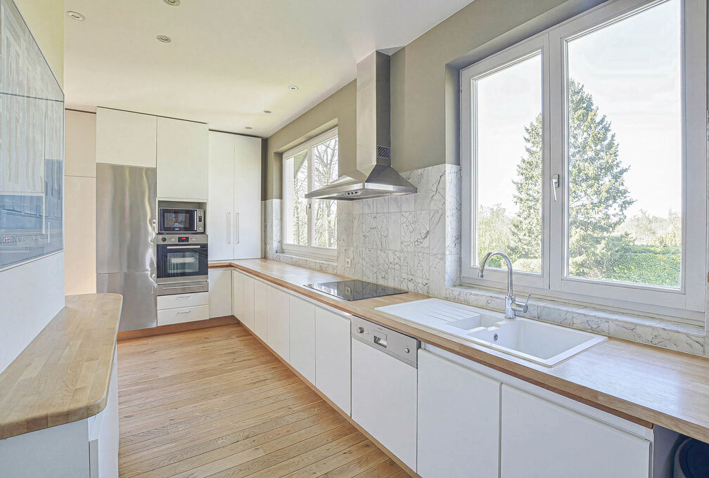 Villa for sale in Wezembeek-Oppem