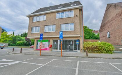 Commercial groundfloor for rent in Overijse Eizer